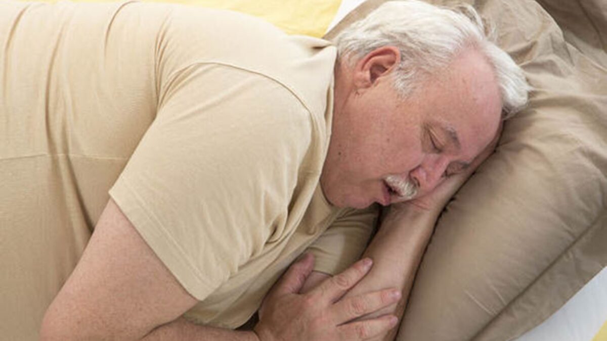 Three minutes of exercise really will help you get a good night’s sleep